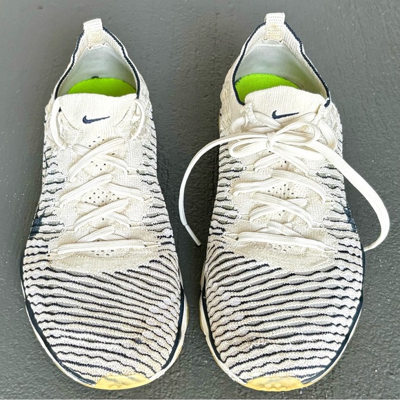 NIKE Zoom Lightweight Supportive Running Training Athletic Tennis Sneakers - Picture 5 of 12